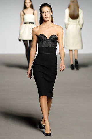 black strapless fitted dress