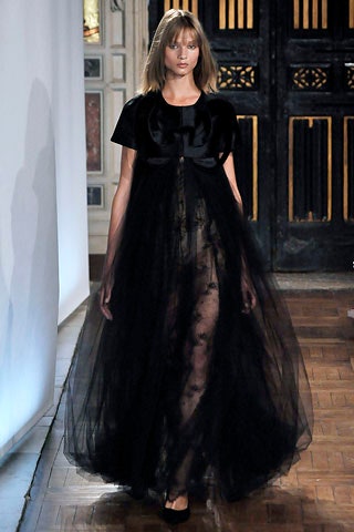 black tulle sleeveless gown