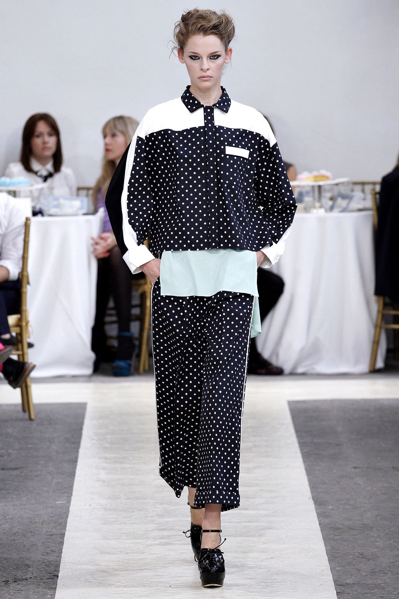polka-dot relaxed top and pants