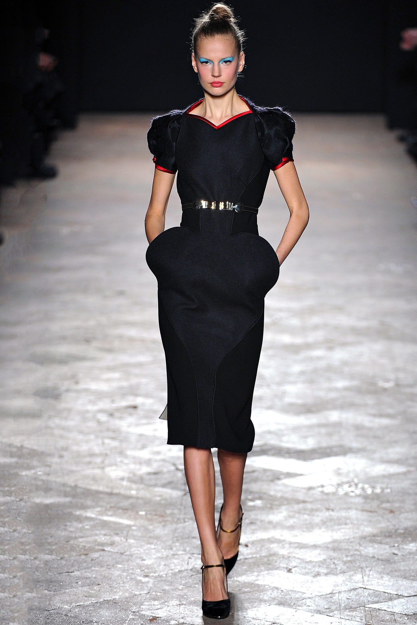 black fitted midi dress