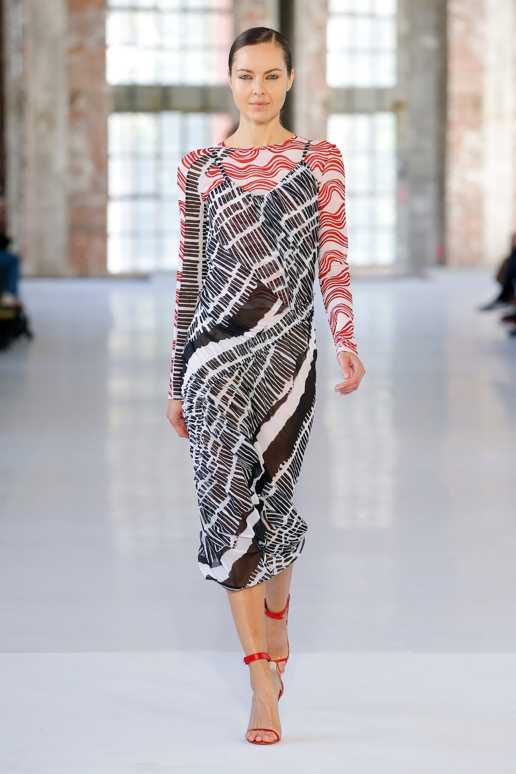 red black white printed midi dress