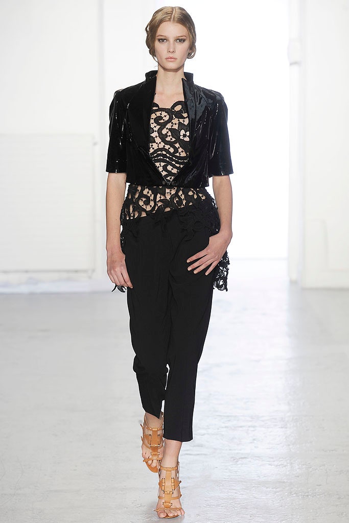 black velvet short-sleeve collared fitted embroidered shiny jacket