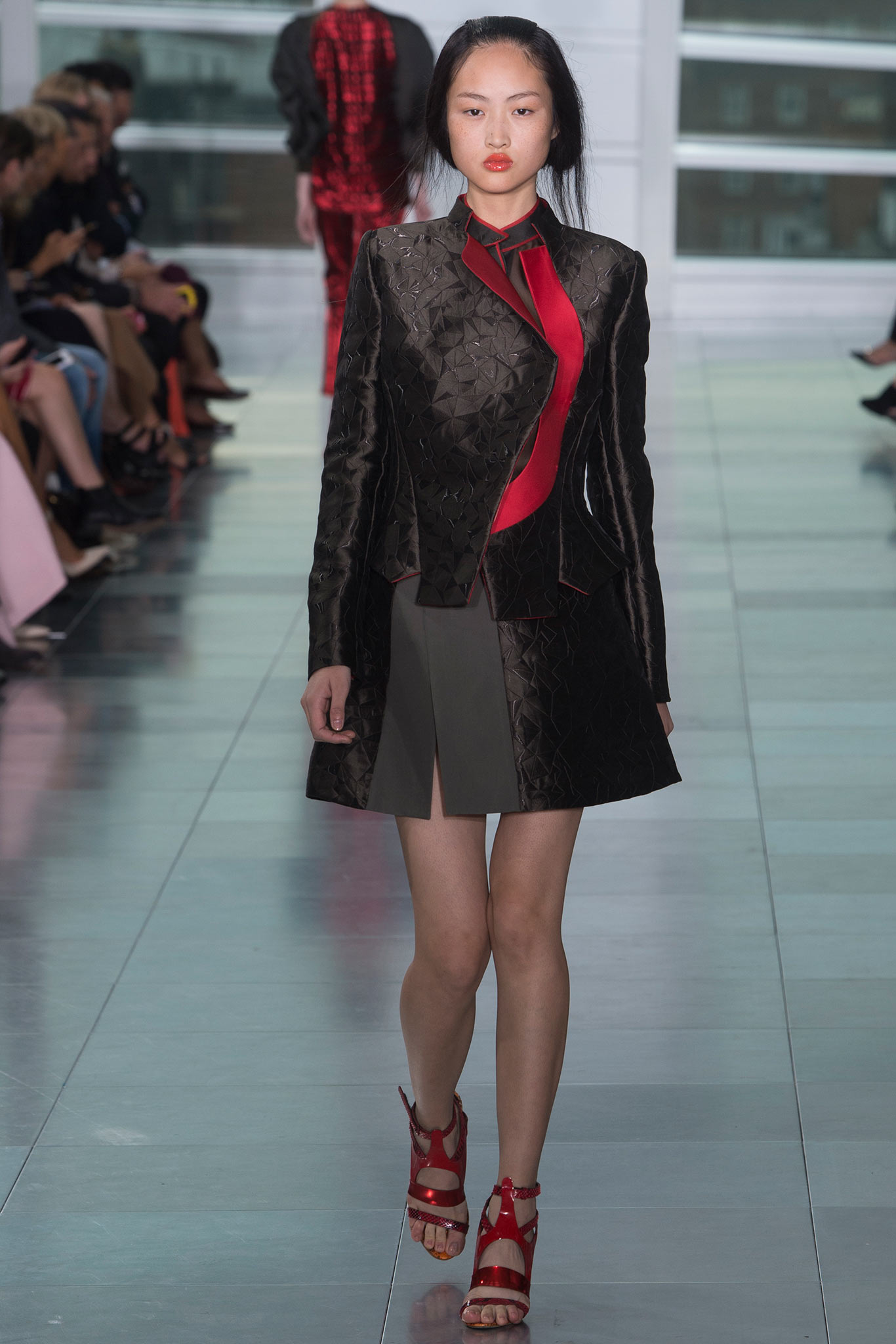 black silk long-sleeve collared tailored zippered blazer