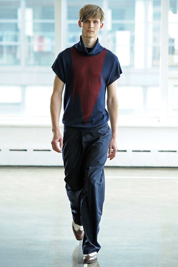 navy color-blocked top with tailored pants