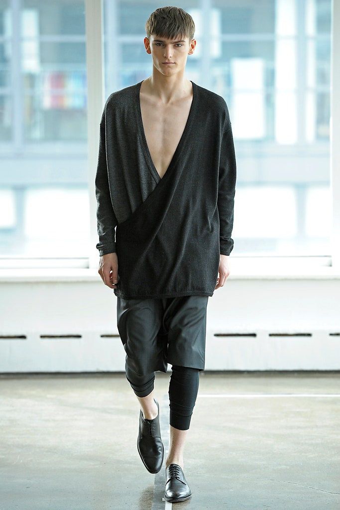 black relaxed top and pants