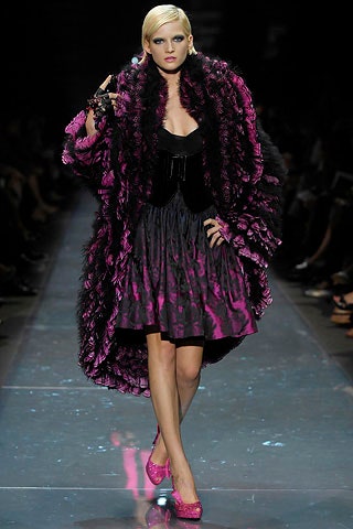 black silk relaxed ruffled cape