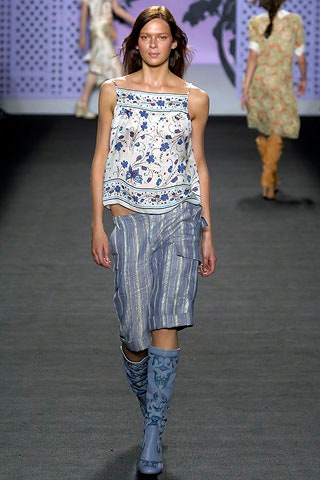 blue leather fitted embroidered boots