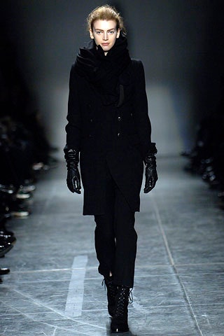 black knit textured scarf