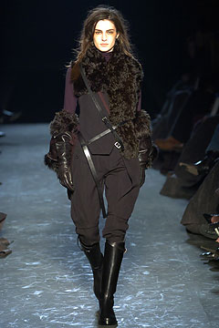Ann Demeulemeester F/W 04 Look 1