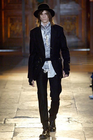 Ann Demeulemeester F/W 06 Menswear Look 1