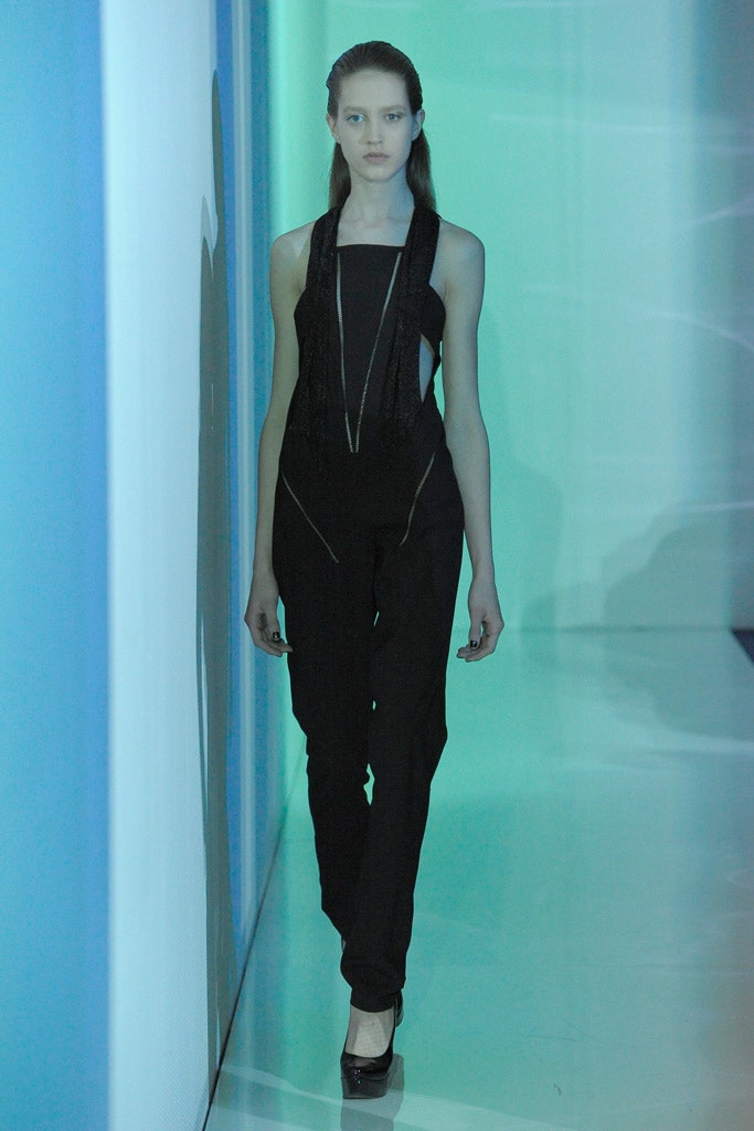 black fitted sleeveless jumpsuit