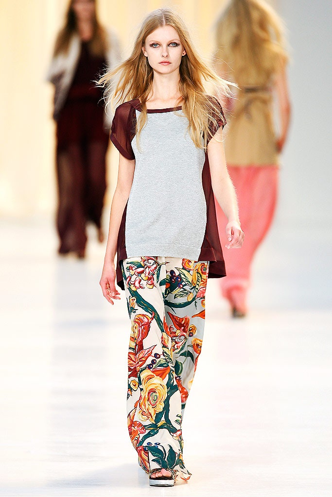 gray relaxed top with floral pants