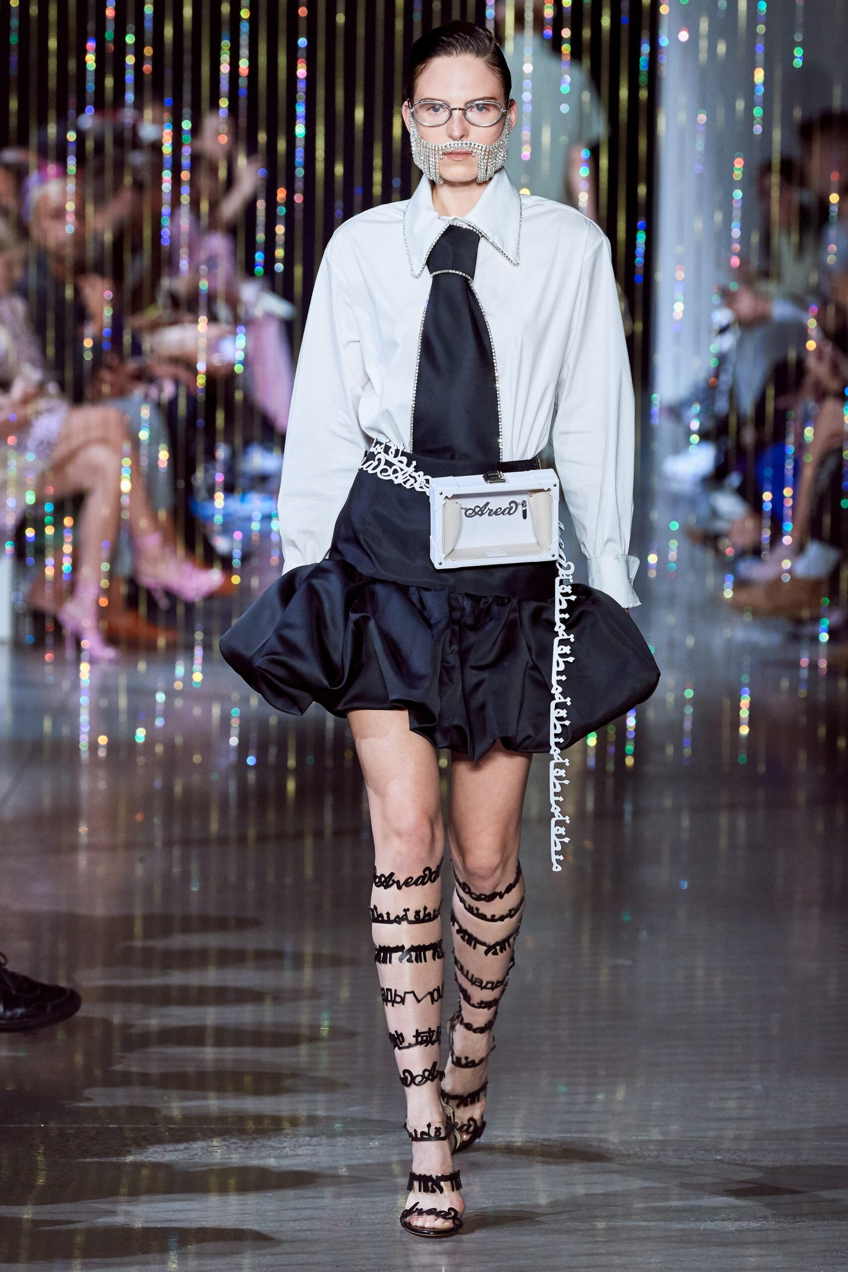 black silk fitted high-waisted pleated mini skirt