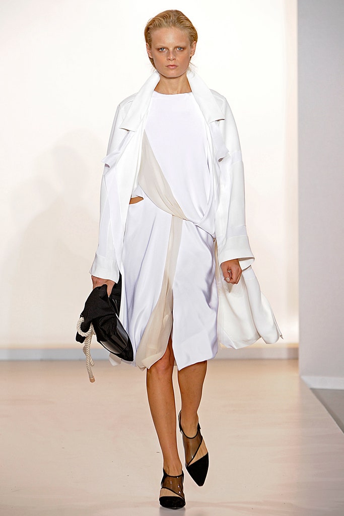white silk long-sleeve collared relaxed layered coat