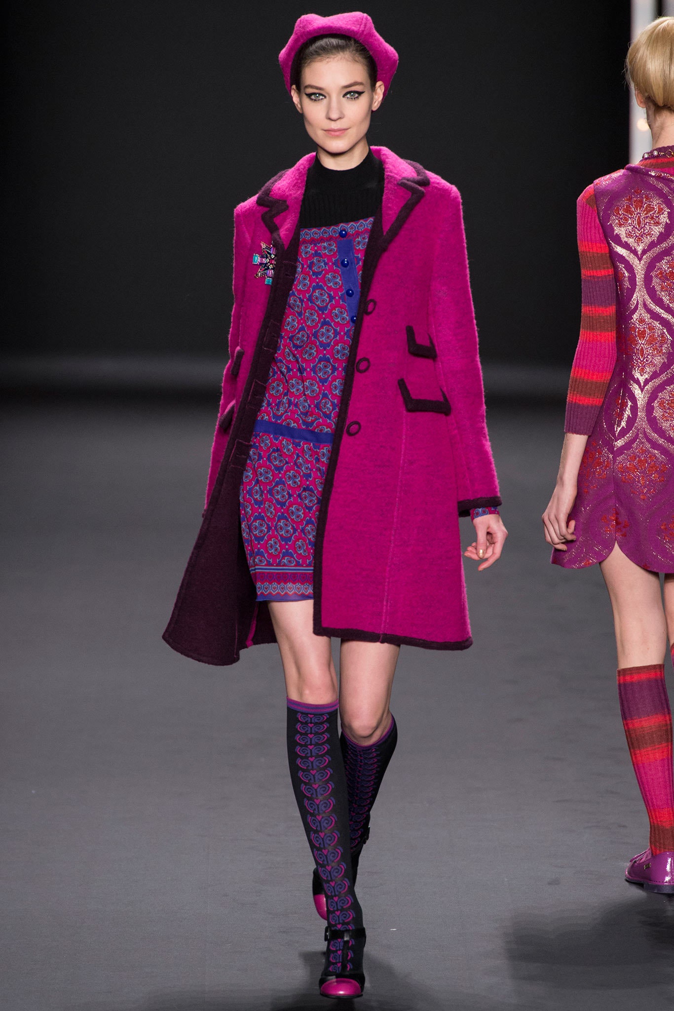 pink wool long-sleeve collared fitted buttoned coat
