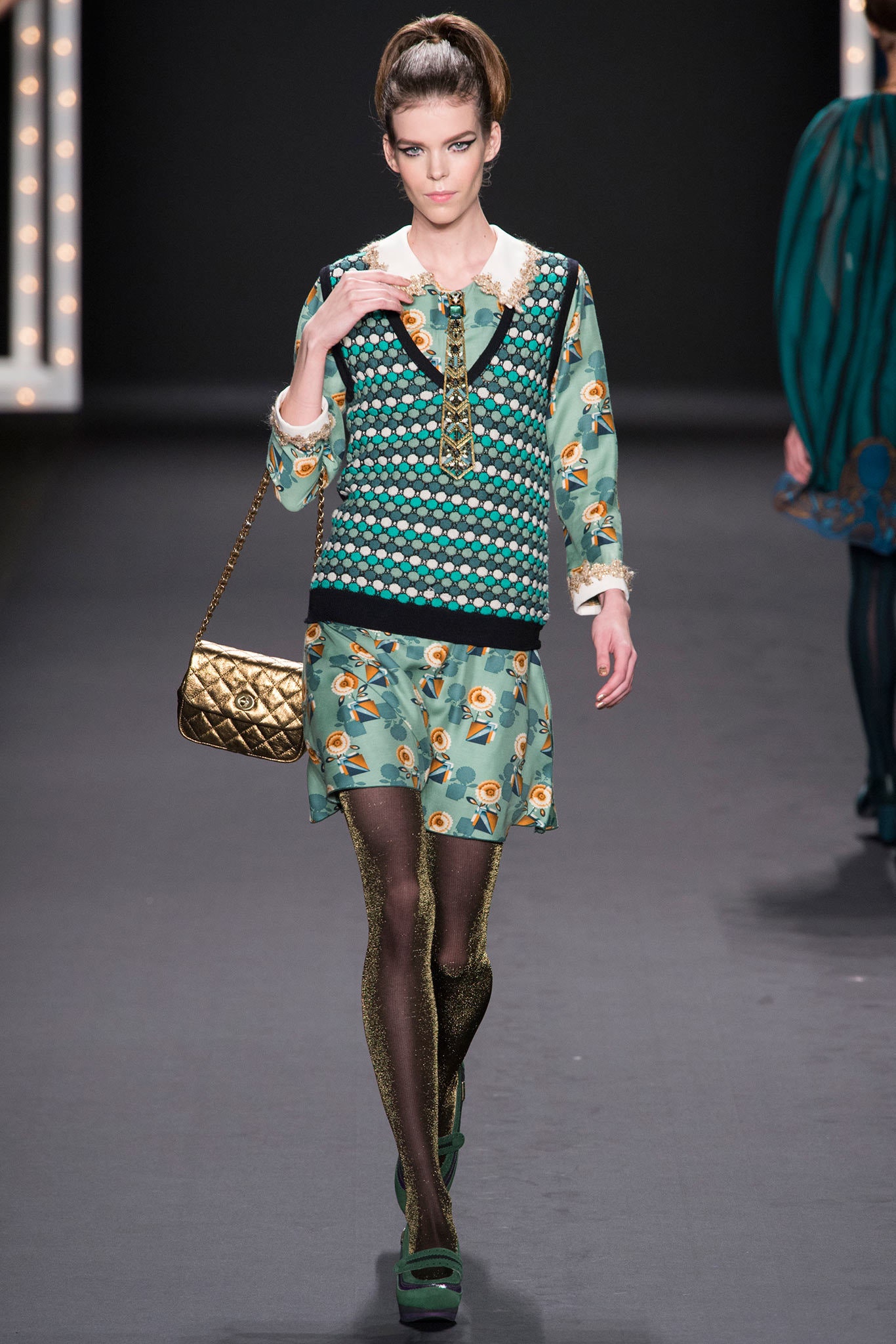green silk long-sleeve collared fitted printed mini dress