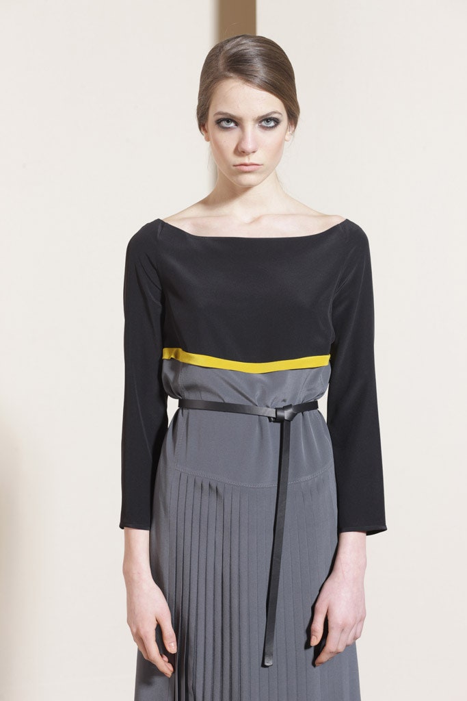 black gray yellow pleated dress