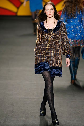 blue and brown velvet dress