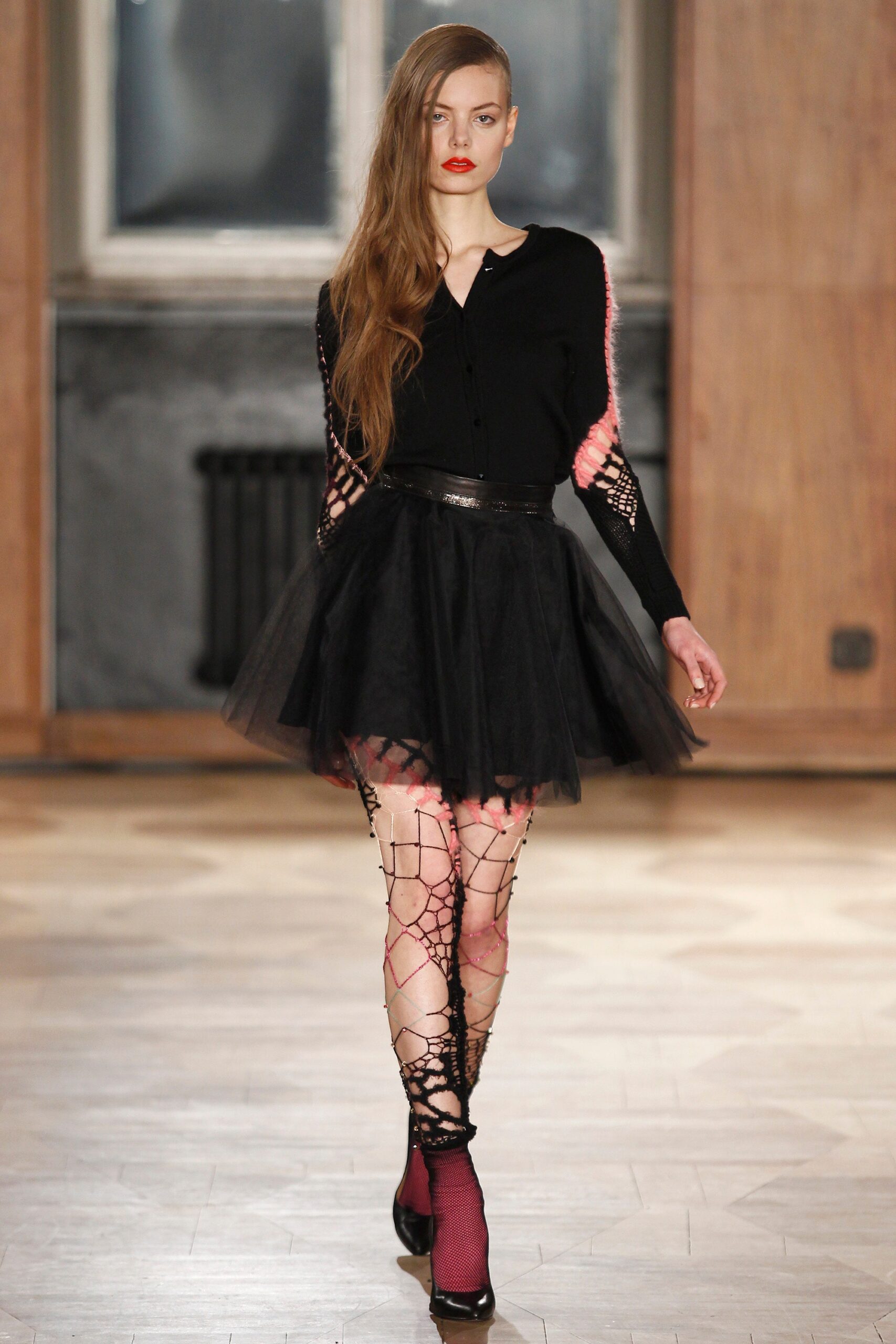 black tulle fitted pleated mini skirt