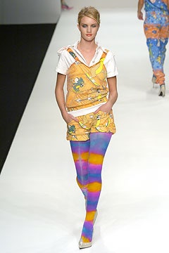 yellow short-sleeve collared fitted printed short romper