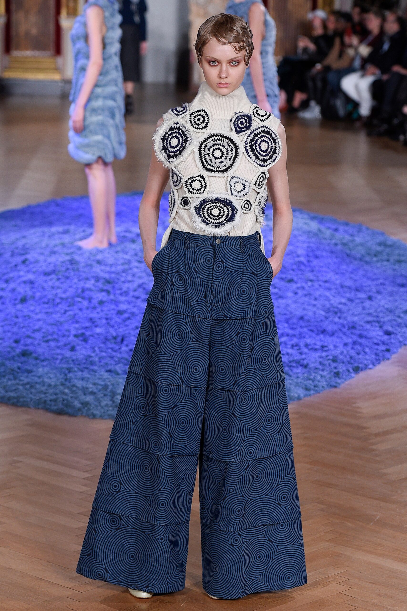blue denim relaxed wide-leg printed pants