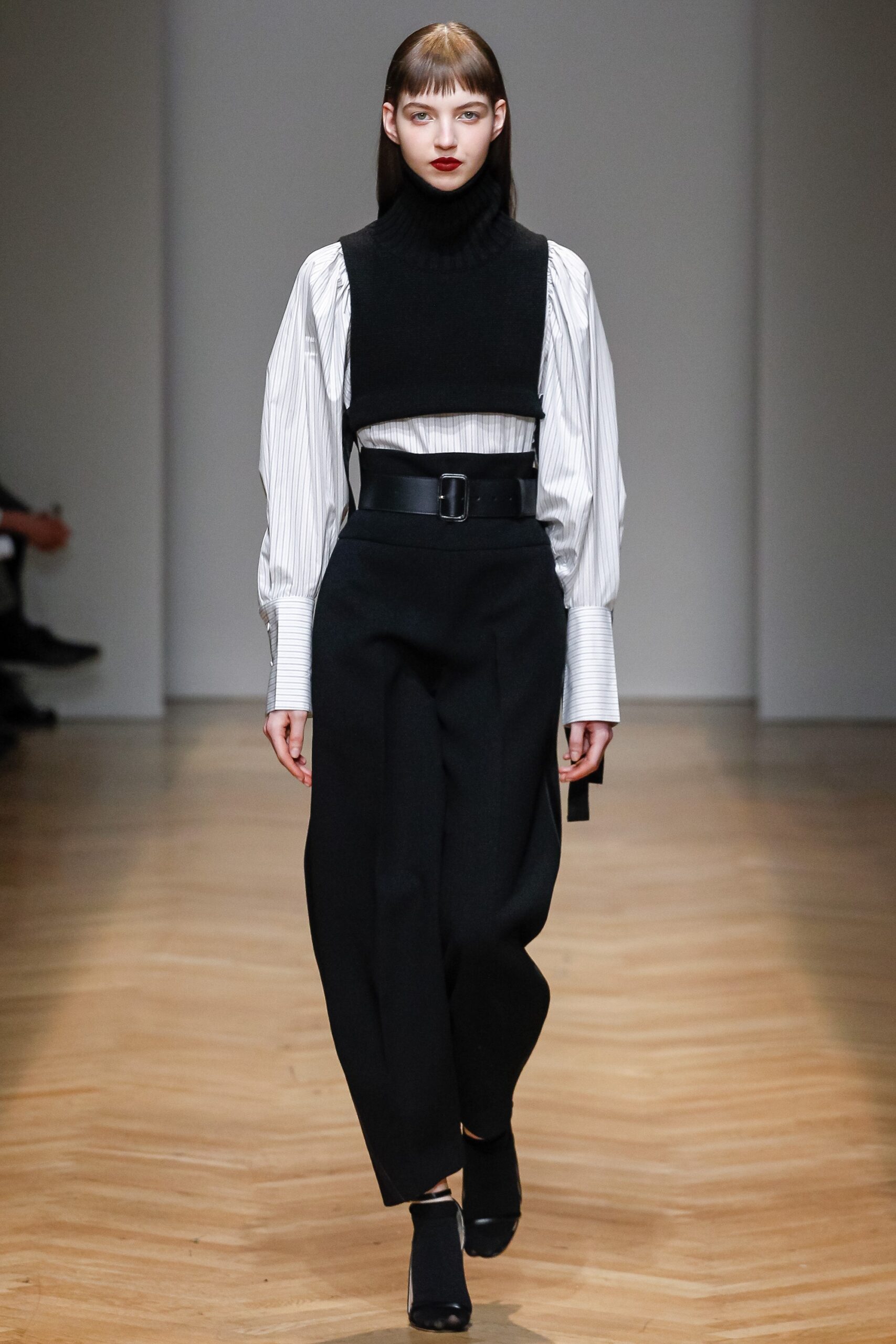 black wool fitted belted vest