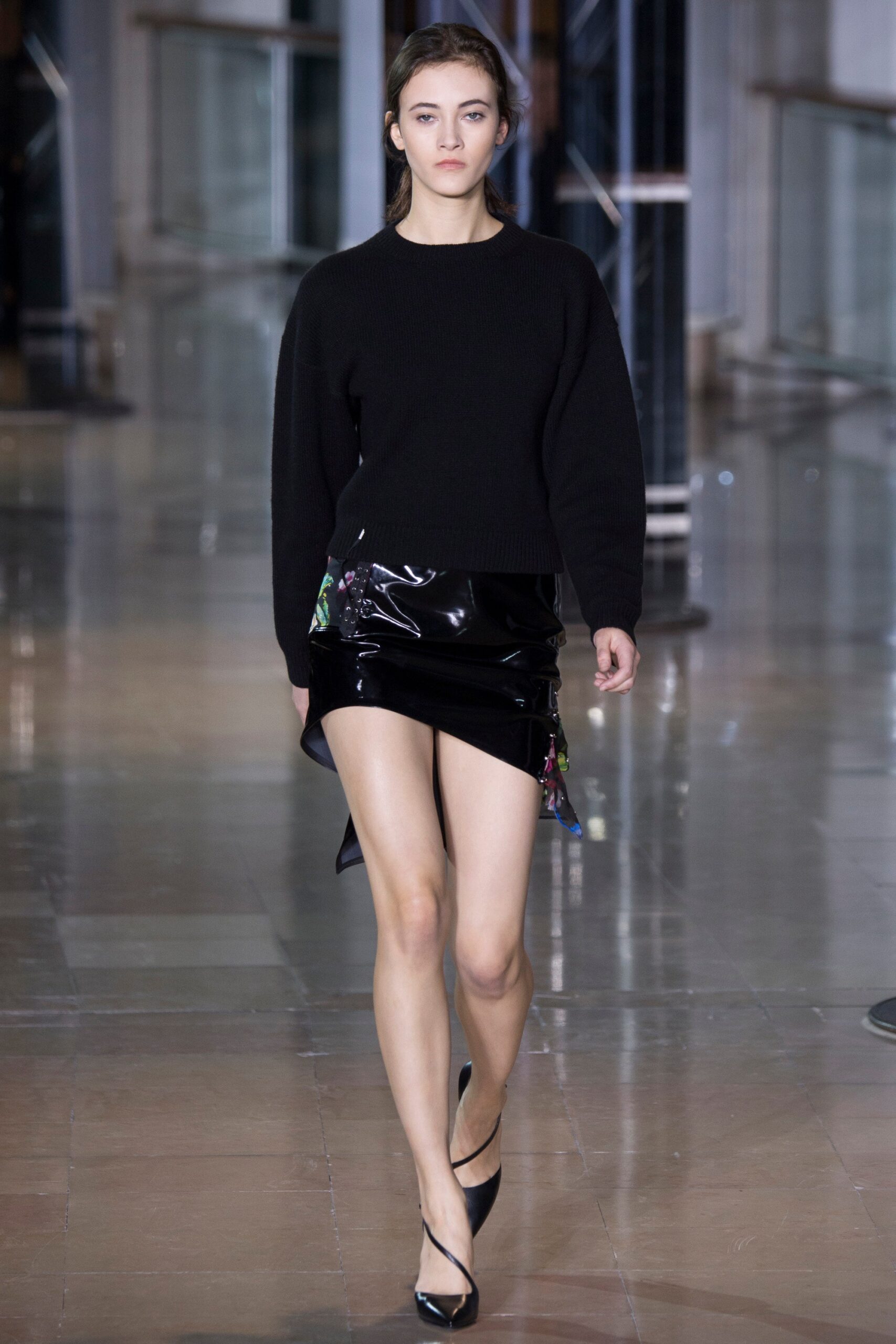 black wool long-sleeve collared relaxed sweater