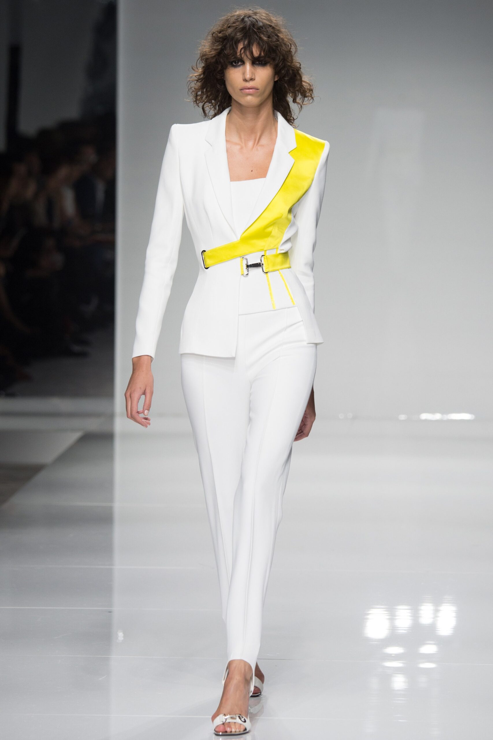 white long-sleeve collared tailored zippered belted suit