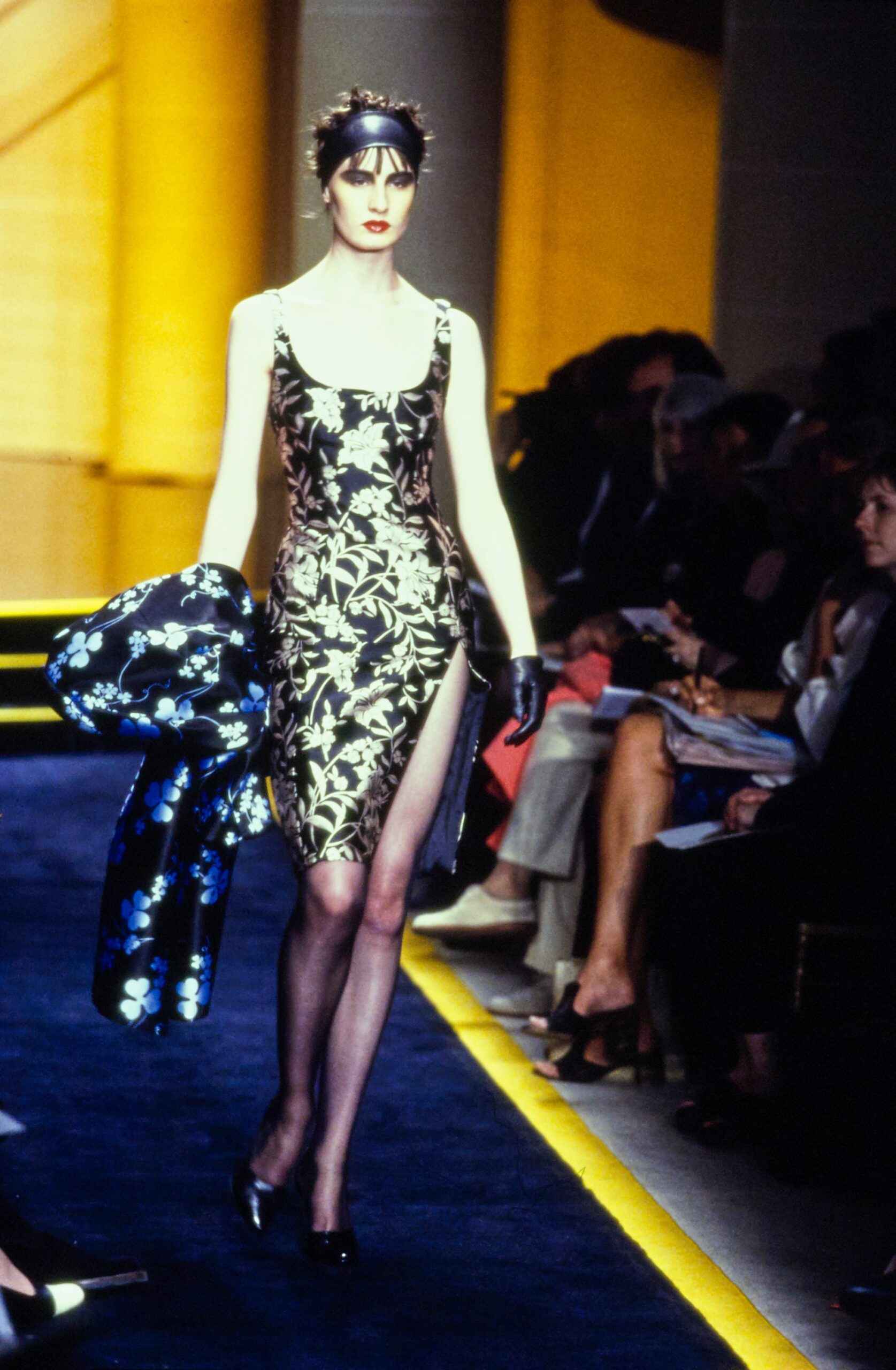 Atelier Versace F/W 97 Couture Look 7