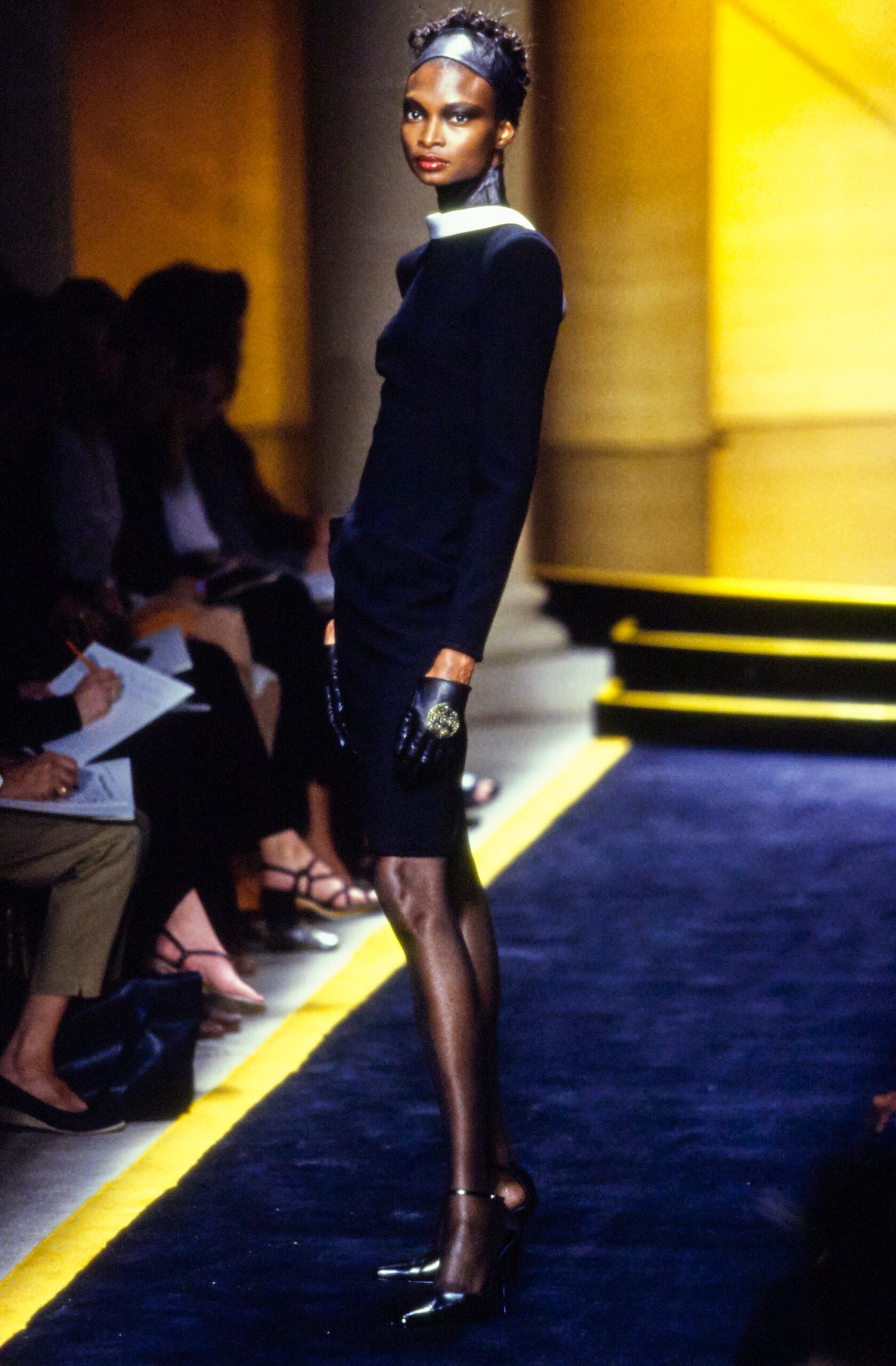 Atelier Versace F/W 97 Couture Look 13