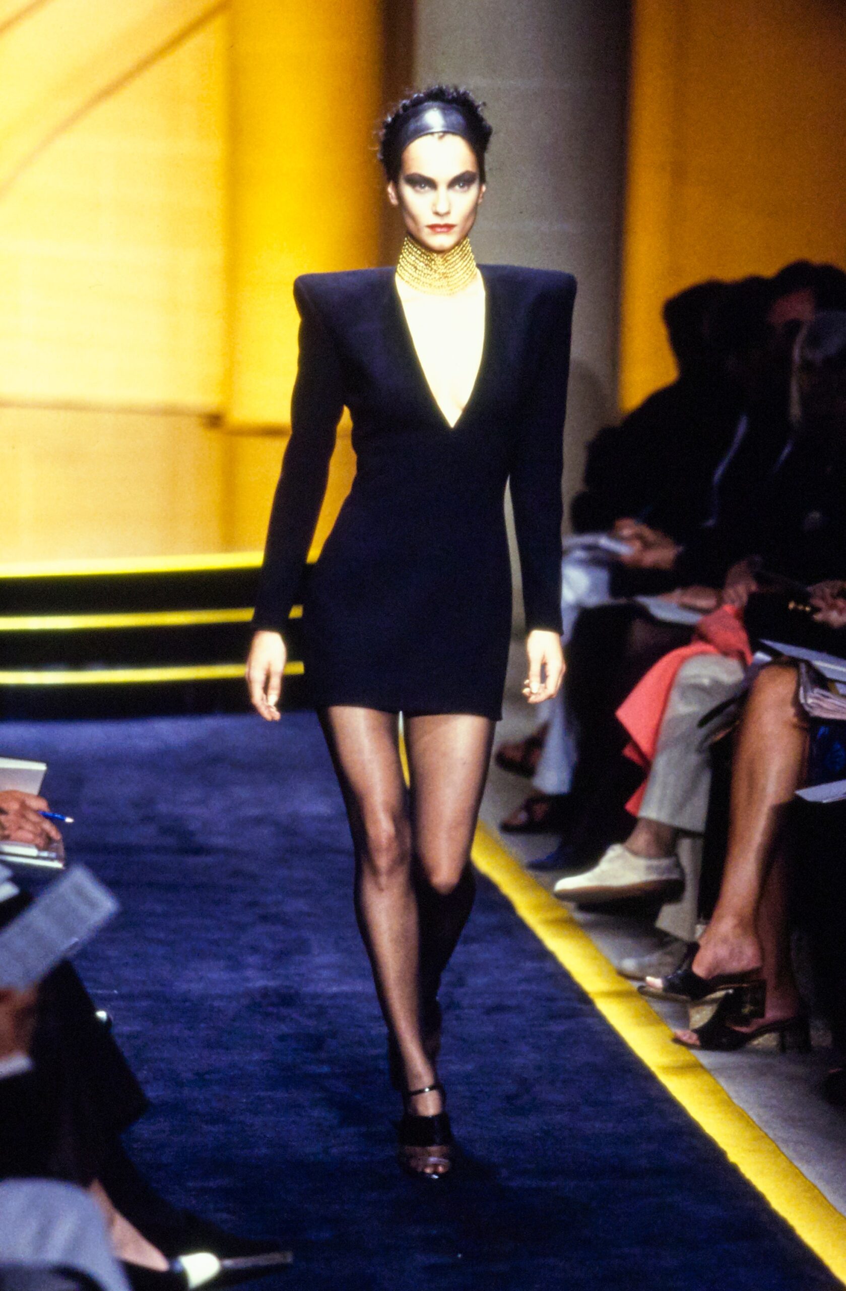 Atelier Versace F/W 97 Couture Look 15