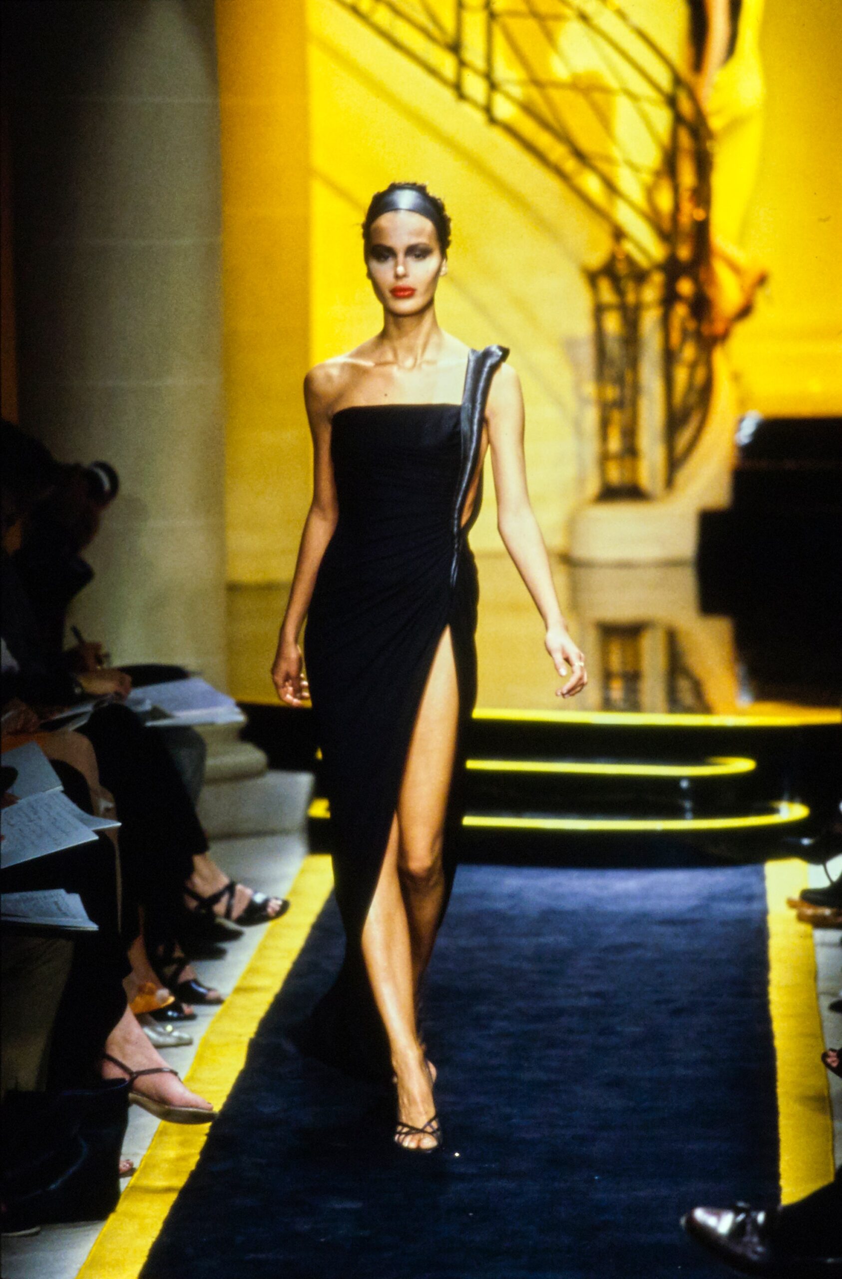 Atelier Versace F/W 97 Couture Look 43