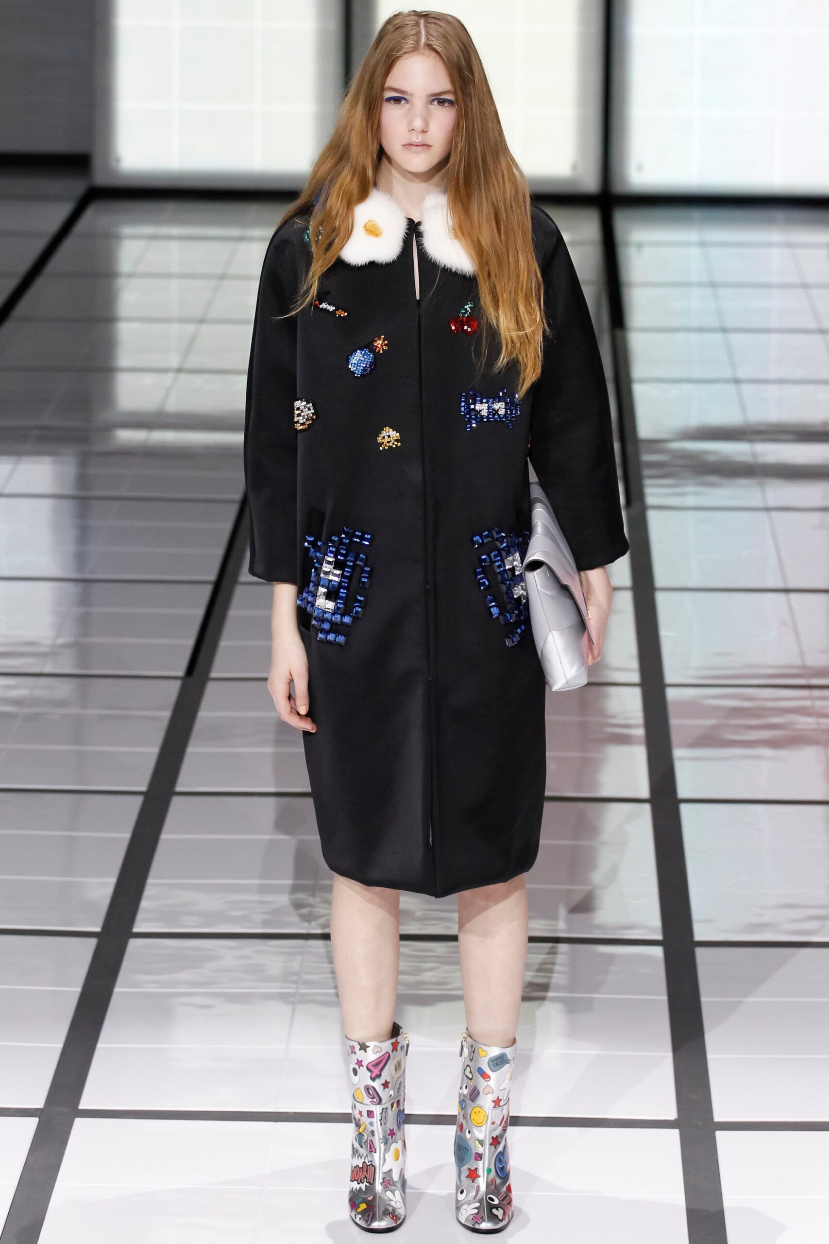 black wool relaxed coat with embroidery