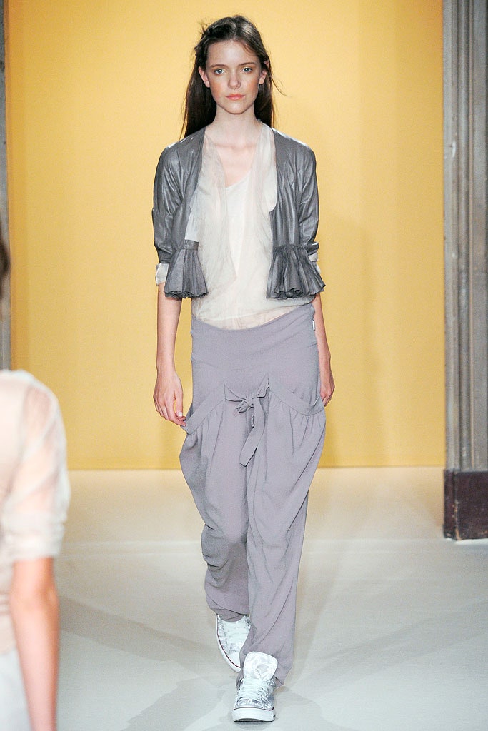 gray silk long-sleeve collared relaxed ruffled jacket