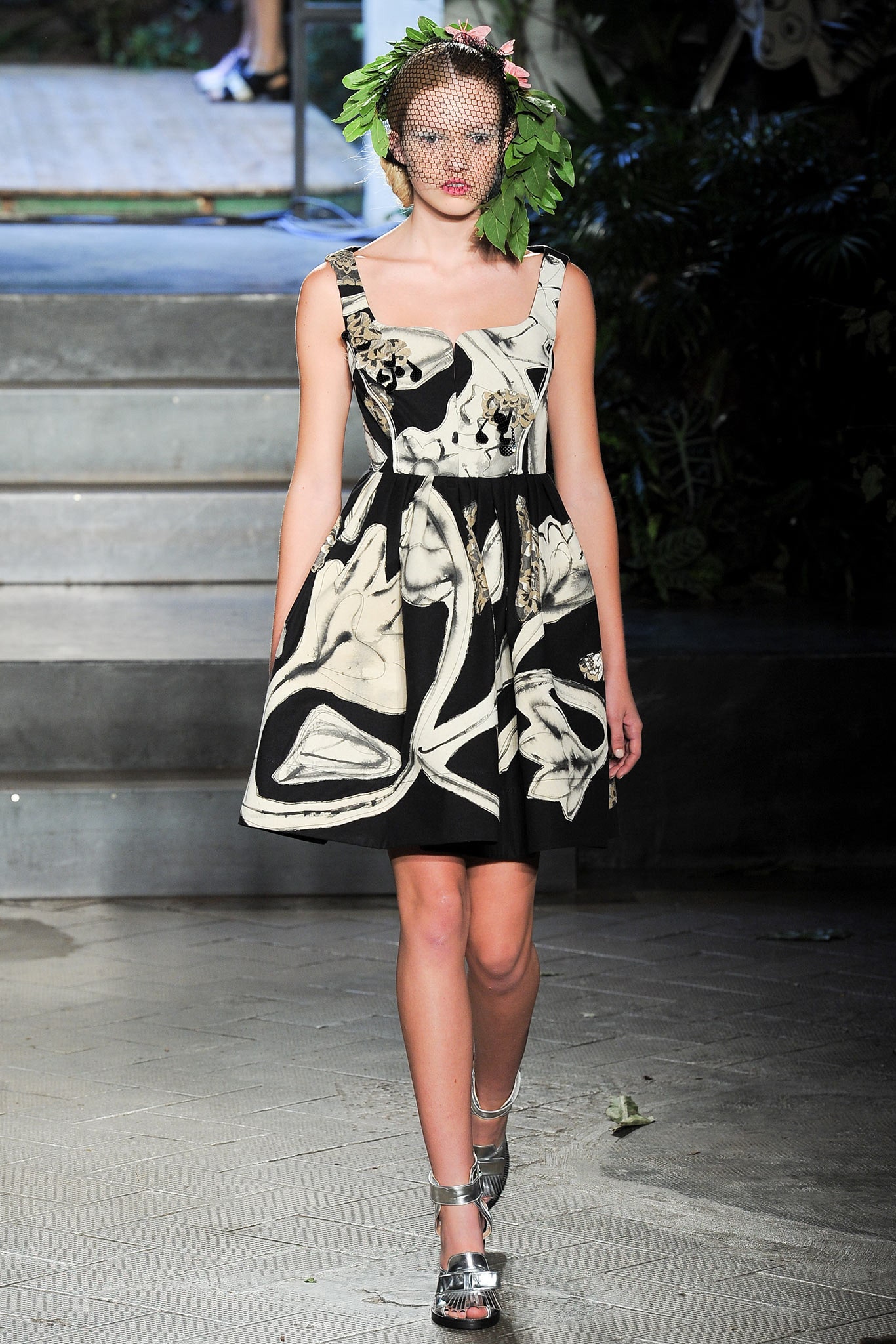 black and white printed mini dress
