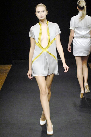 white silk short-sleeve collared fitted buttoned short dress