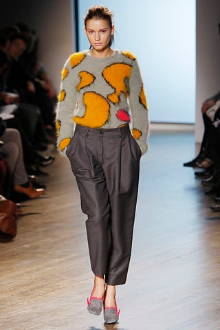 gray wool cropped sweater with pleated pants