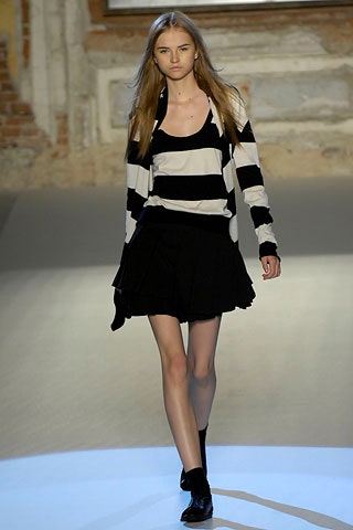 black knit long-sleeve v-neck relaxed striped sweater