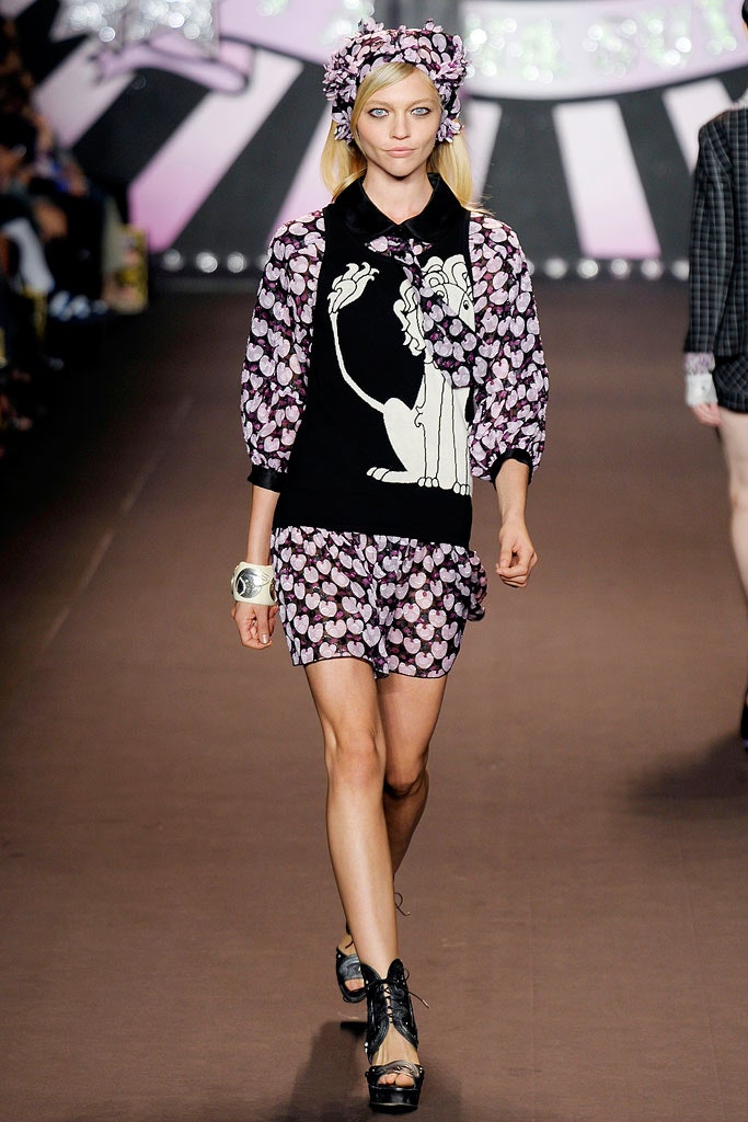 black and purple printed dress