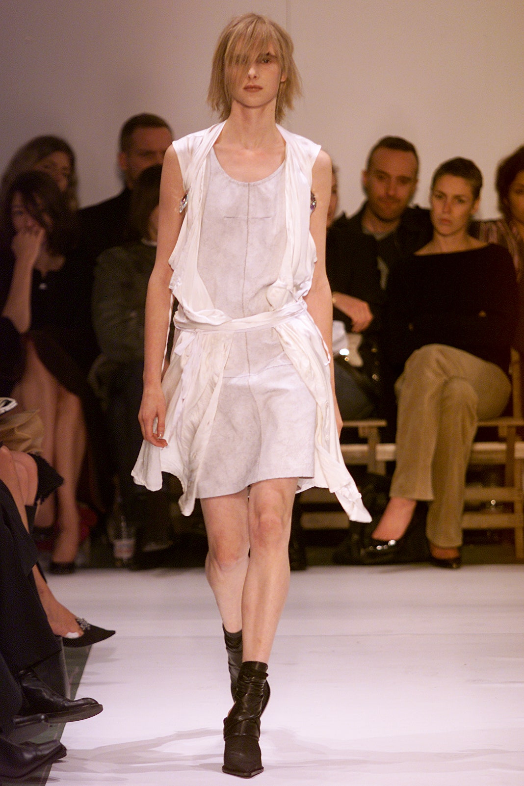 Ann Demeulemeester S/S 02 Look 118