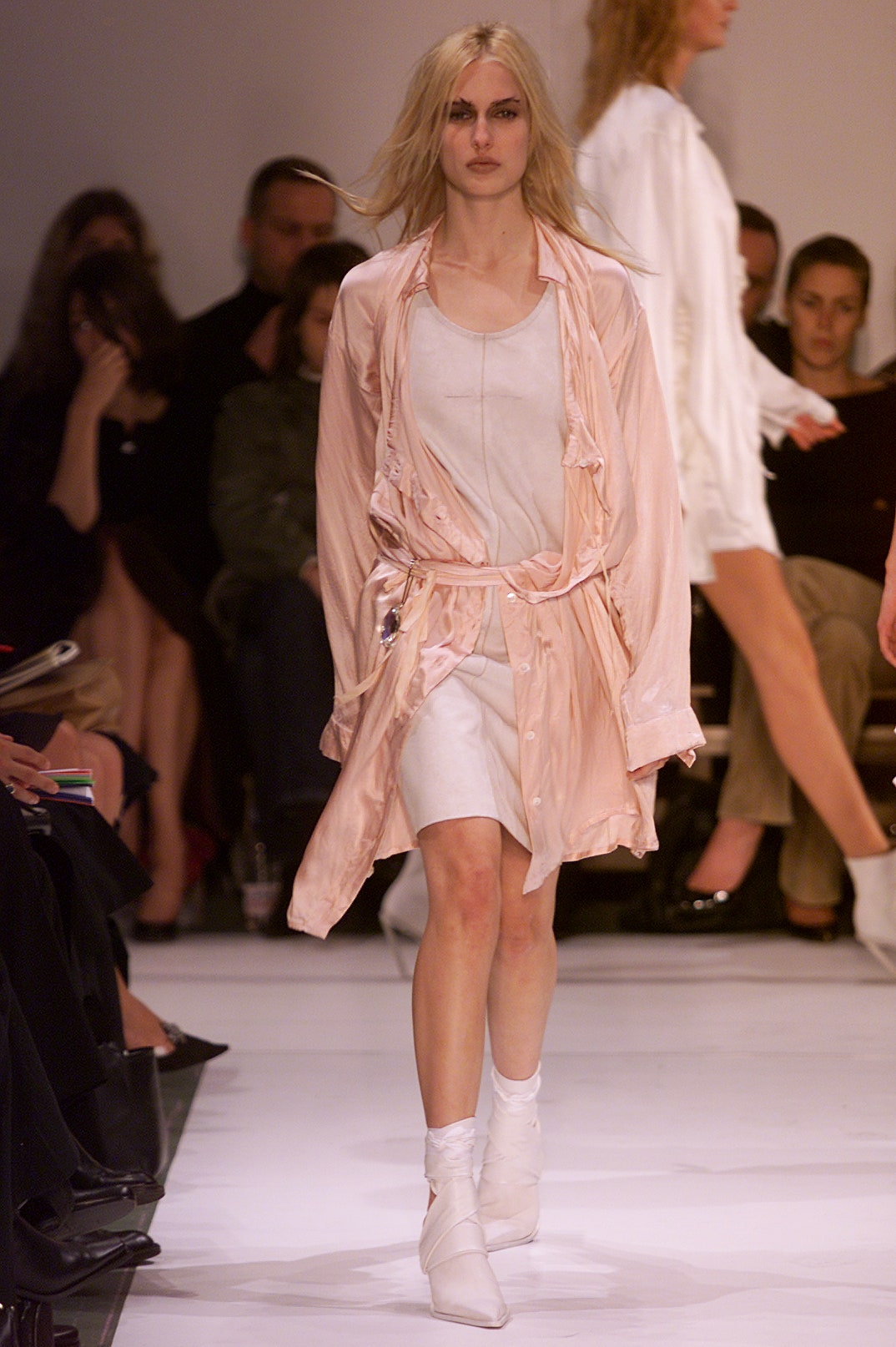 Ann Demeulemeester S/S 02 Look 148