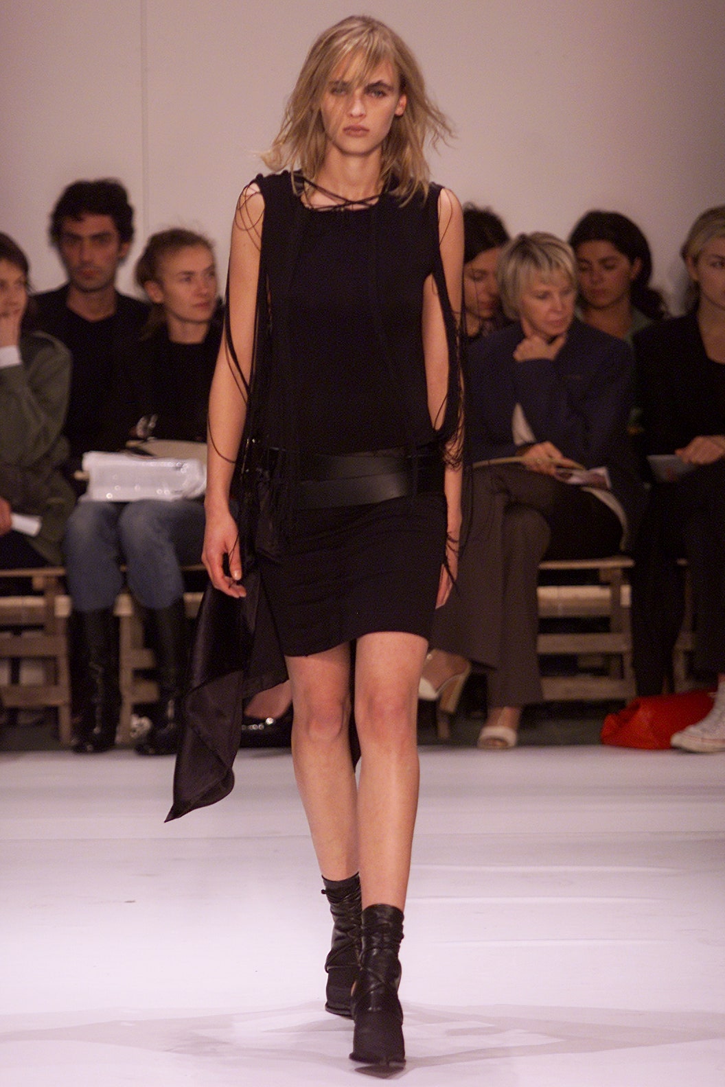 Ann Demeulemeester S/S 02 Look 223