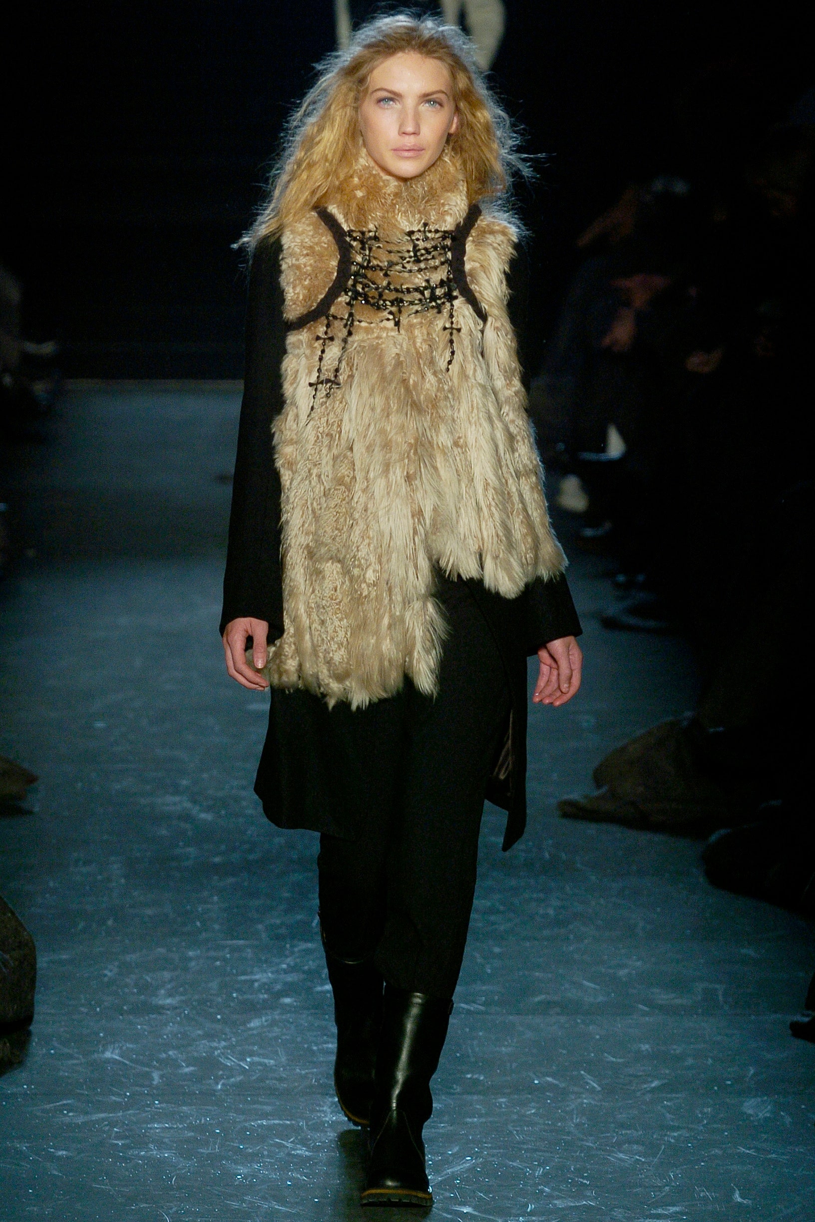 Ann Demeulemeester F/W 05 Look 38