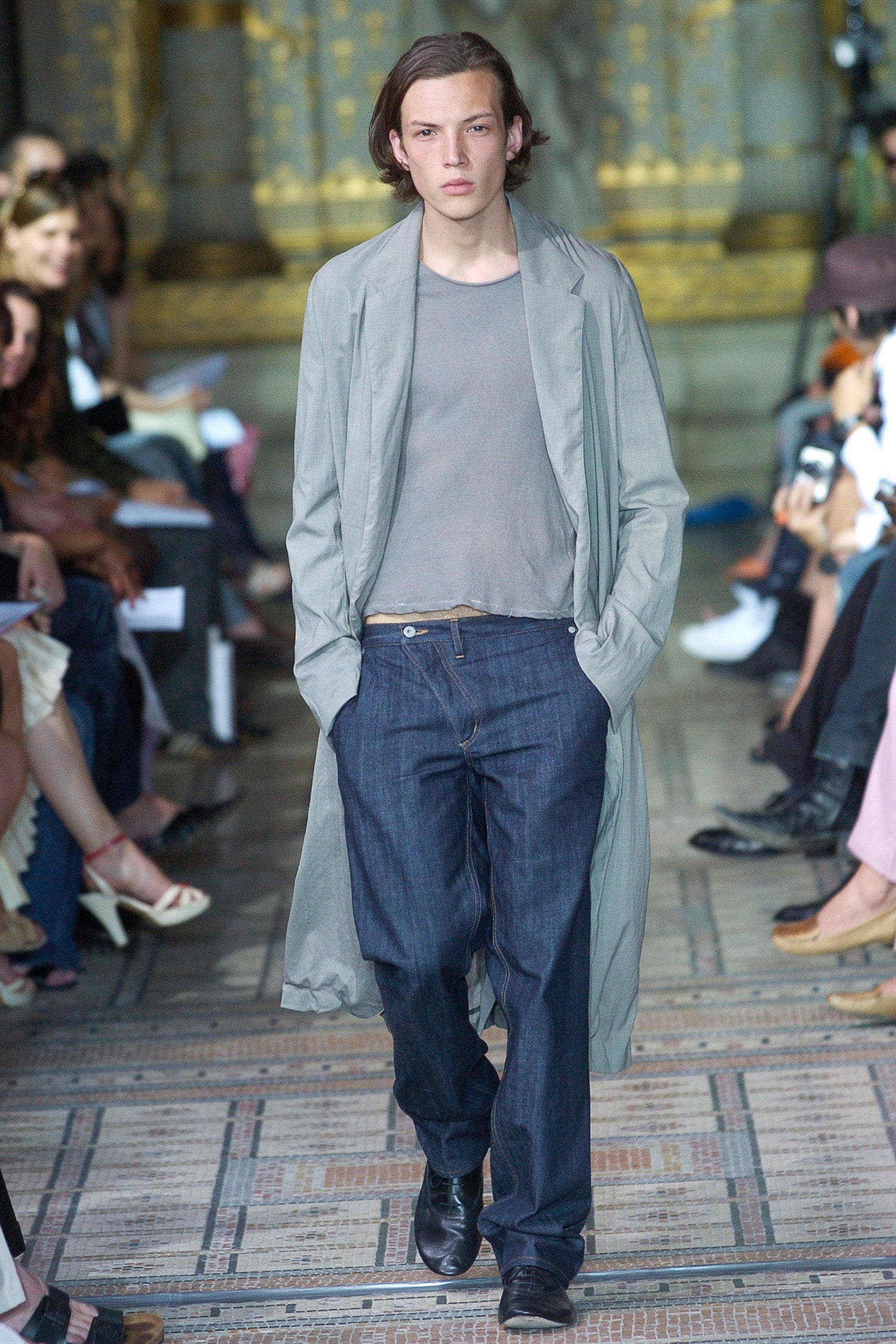 Anne Valérie Hash Fall 2004 Couture