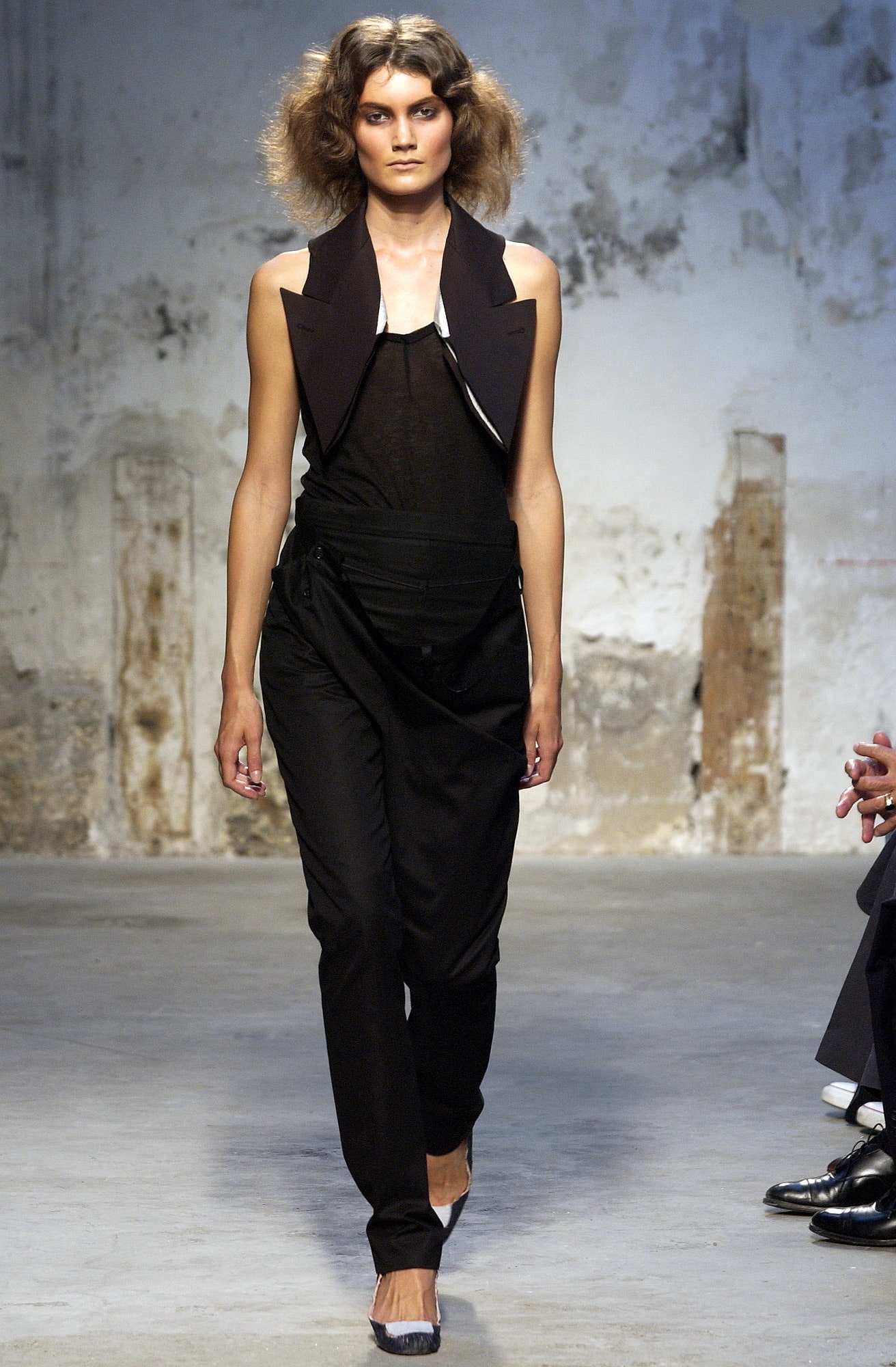 black fitted sleeveless jumpsuit