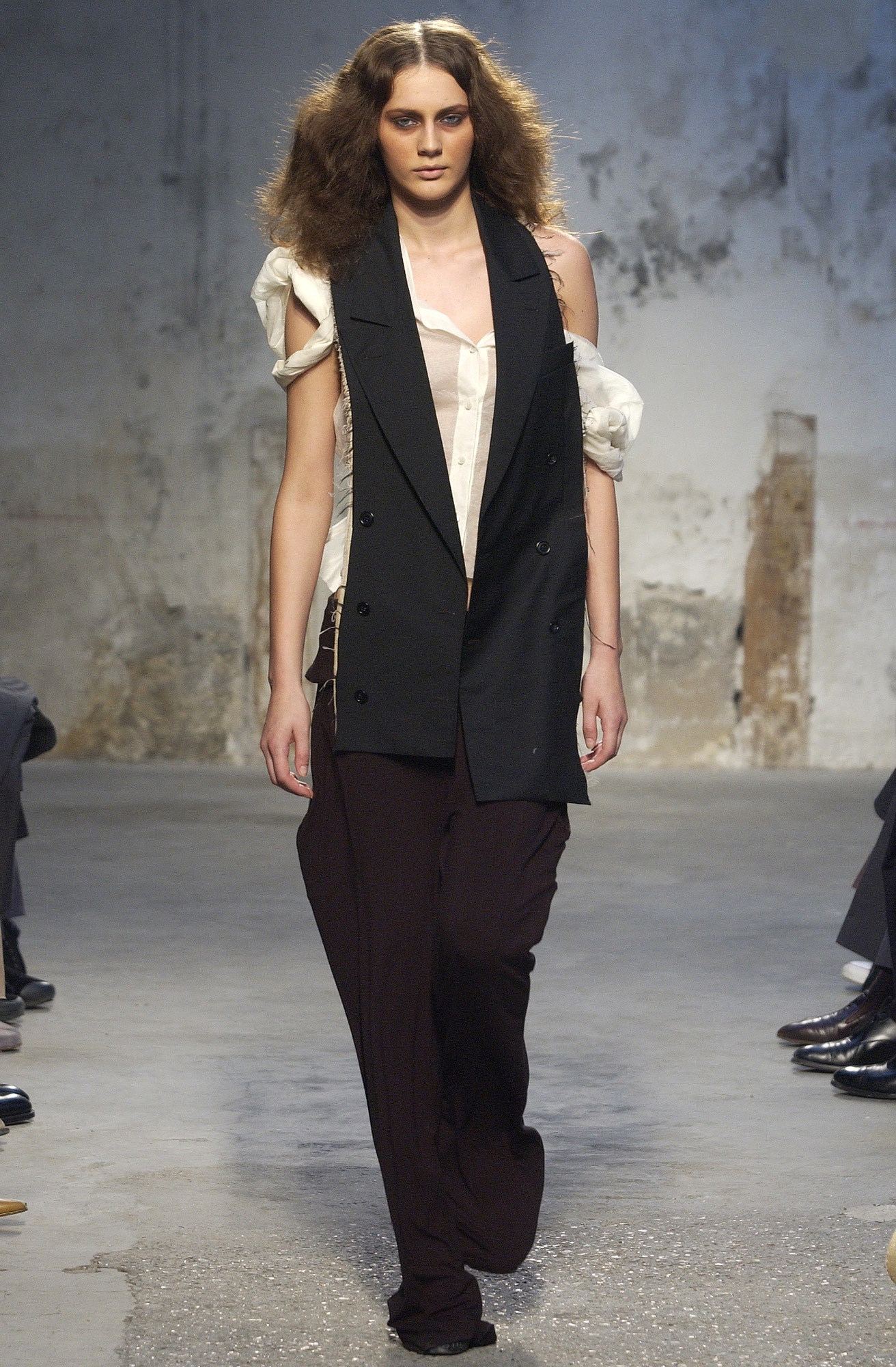black tailored blazer with white shirt