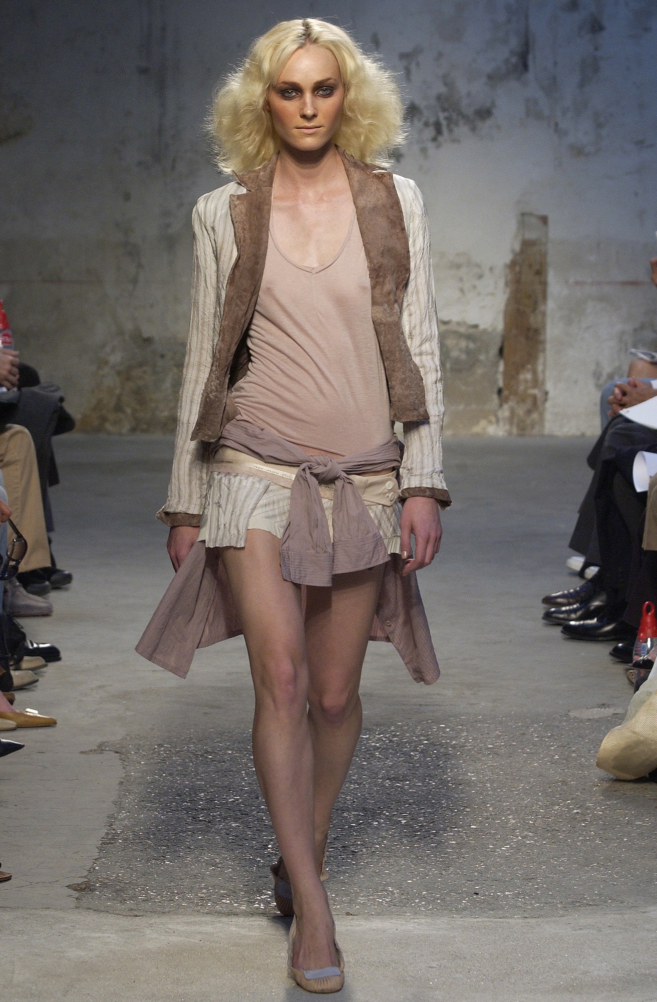 brown striped jacket beige top mini skirt