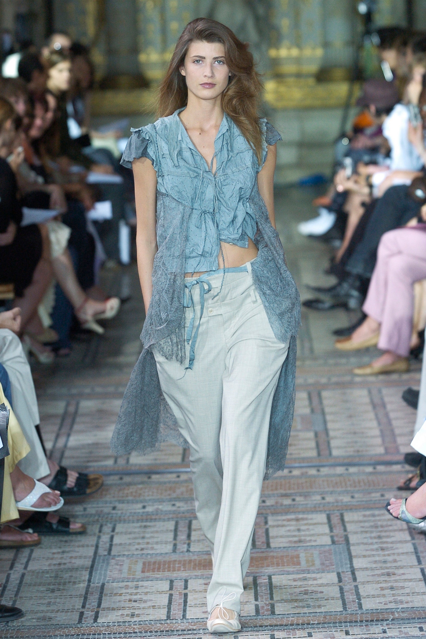 blue chiffon sleeveless v-neck relaxed draped flowing top