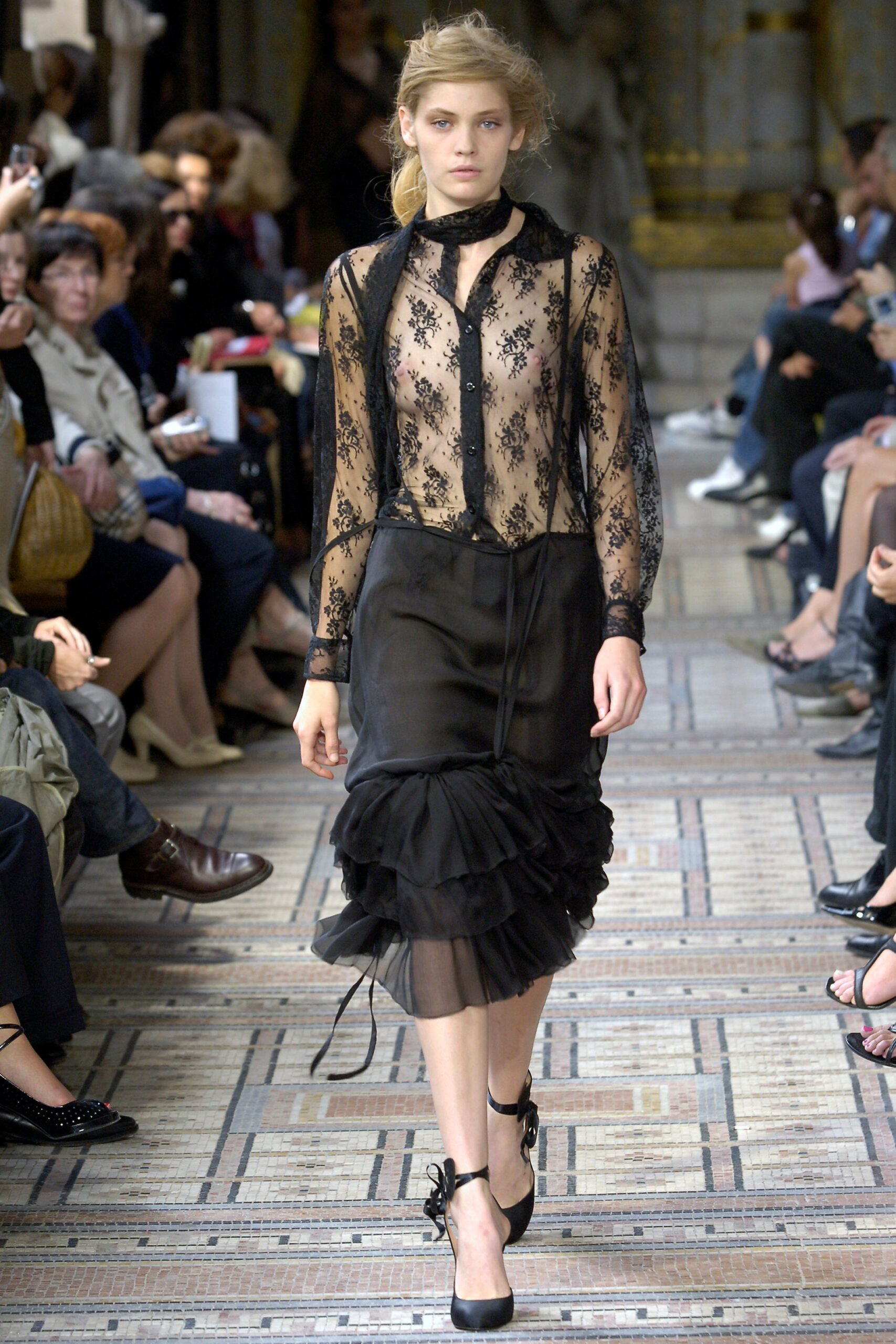 black lace long-sleeve collared fitted embroidered blouse
