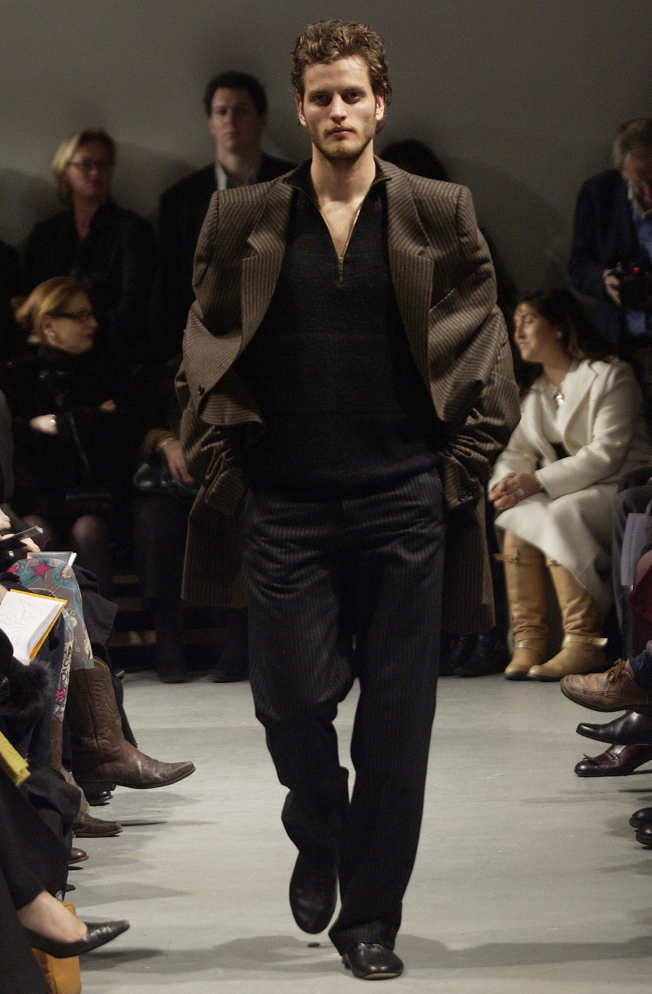 brown wool long-sleeve collared relaxed buttoned layered coat